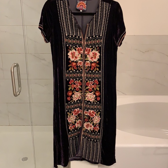 💜Johnny Was Matilda Button Down Djellaba Velvet Dress Size (XS) Warn Once!!!💜 - Picture 3 of 16
